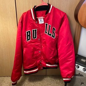 Pre Owned Chicago Bulls Starter jacket